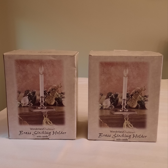 Vintage 2000 Brass Christmas Stocking Holder with Candle - Picture 3 of 6